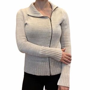 Victorias Secret Fall Sweater S